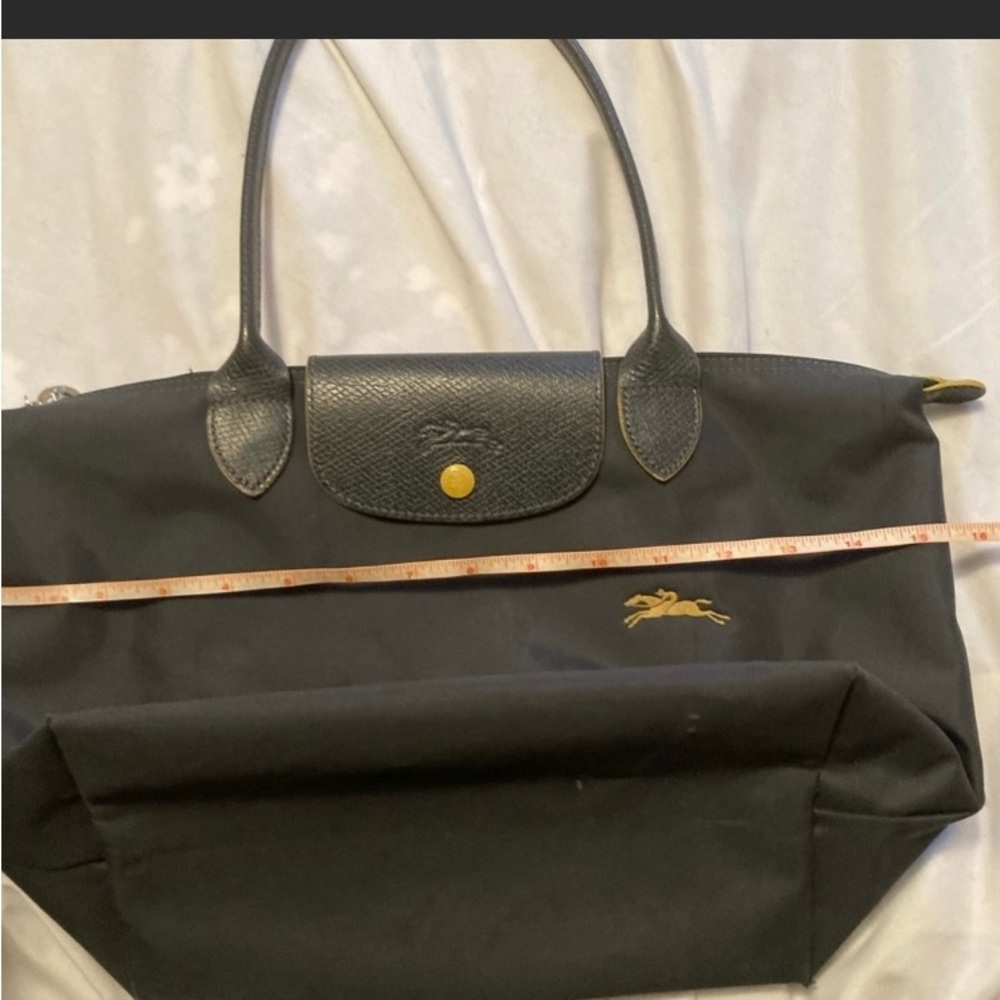 Longchamp Le Pliage Tote - Picture 6 of 14